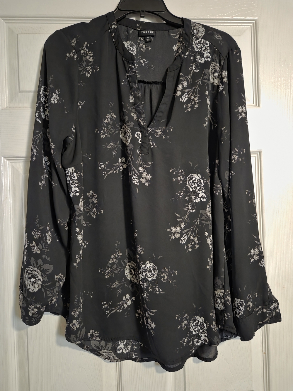 torrid Black Floral V-Neck Blouse